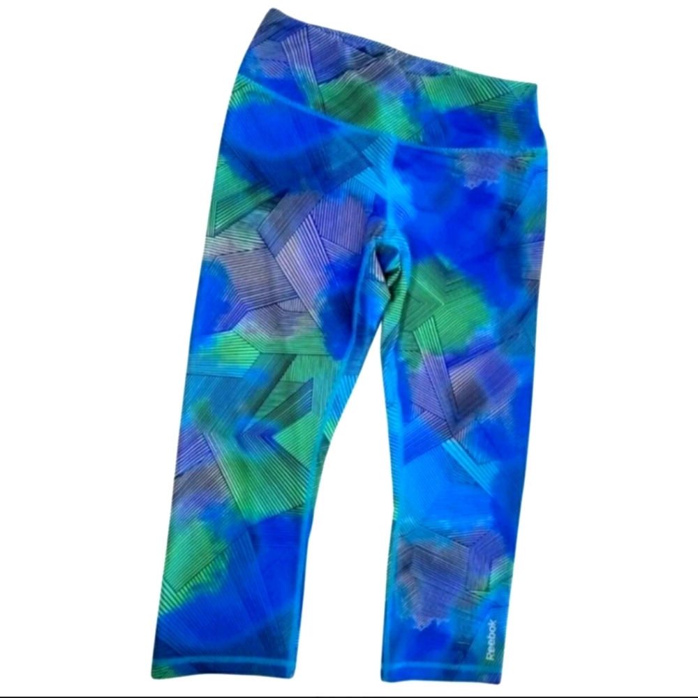 Reebok short capri blue Leggings sz M modern print comfortable excellent